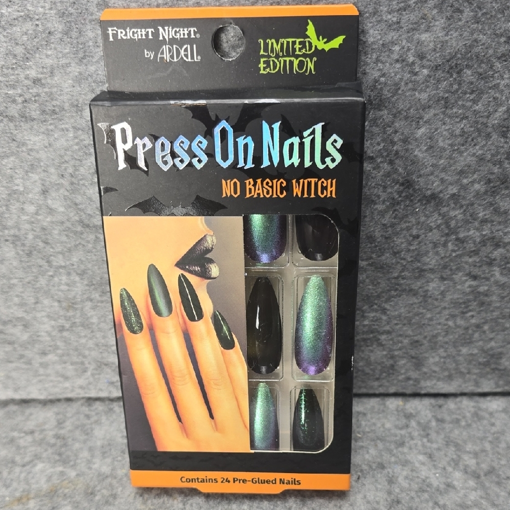 NIB Ardell Limited Edition Fright Night Press On Nails - No Basic Witch